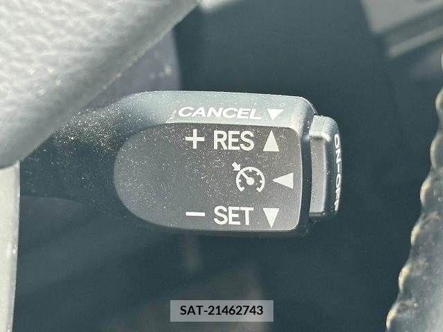Toyota VOXY 2017-10 289017-6