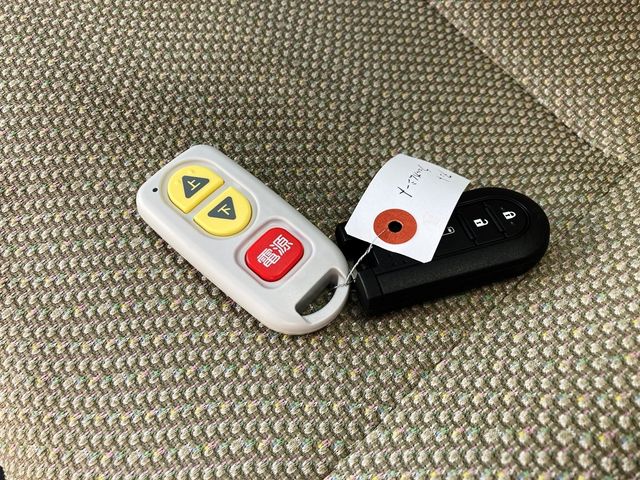Daihatsu TANTO 2017-10 186755-2