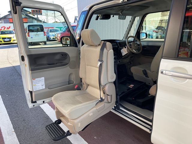 Daihatsu TANTO 2017-10 186755-1
