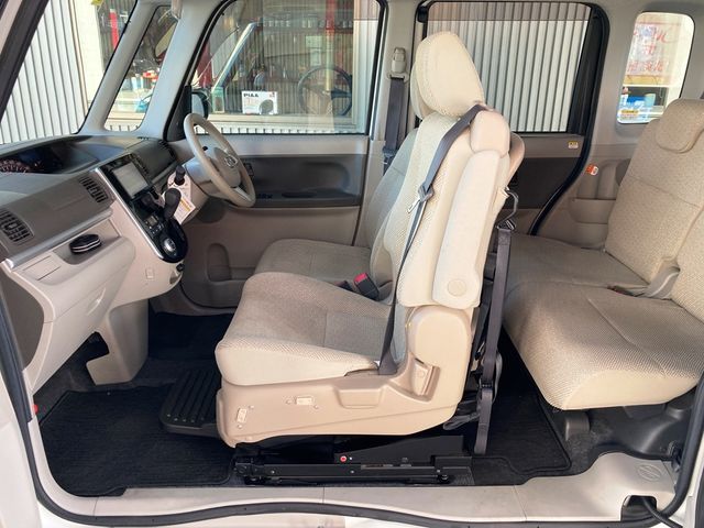 Daihatsu TANTO 2017-10 186755-6