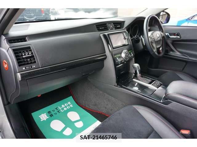 Toyota MARK X 2013-06 379495-16
