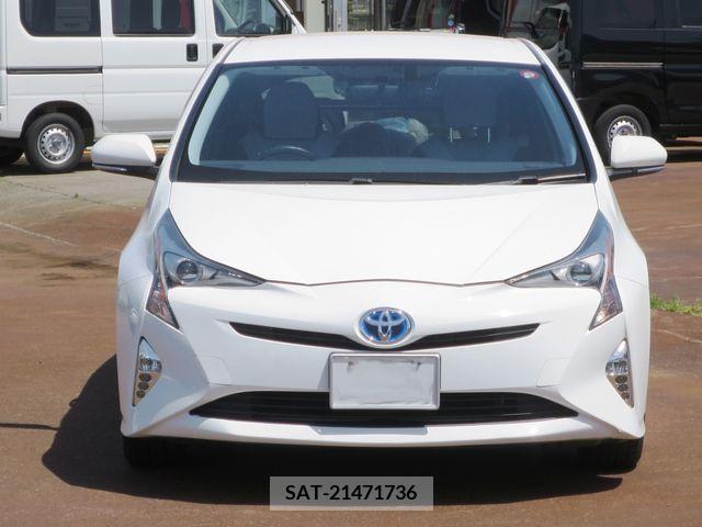 Toyota PRIUS 2016-07 282266-1