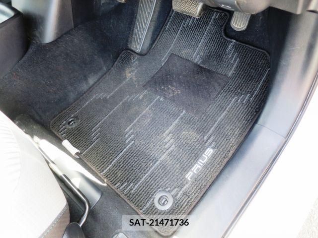 Toyota PRIUS 2016-07 282266-20