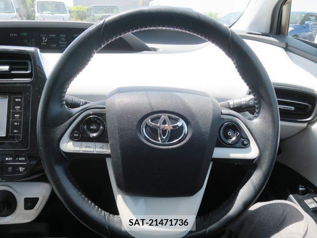 Toyota PRIUS 2016-07 282266-11