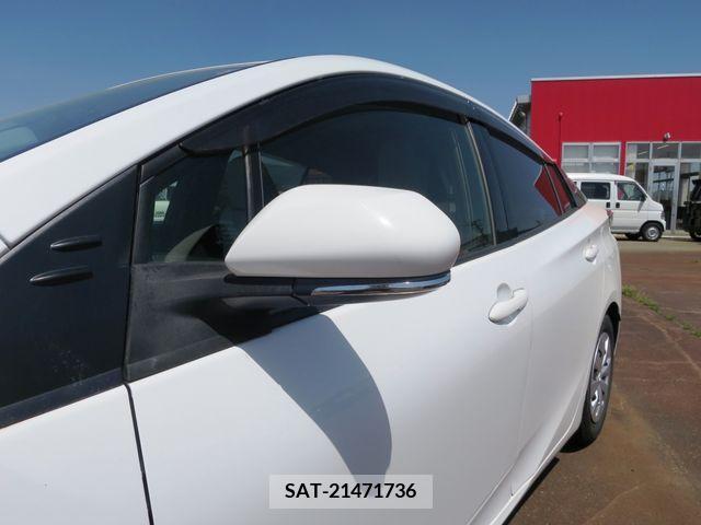 Toyota PRIUS 2016-07 282266-6