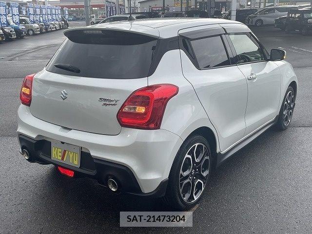 Suzuki SWIFT 2019-05 326437-1