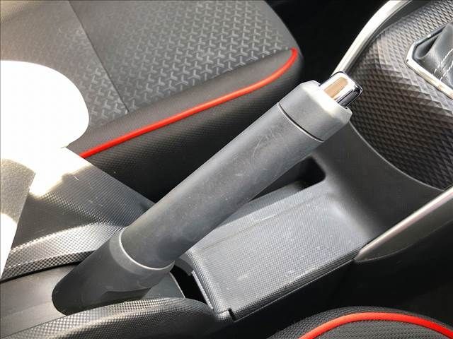 Daihatsu ROCKY 2020-02 193184-23