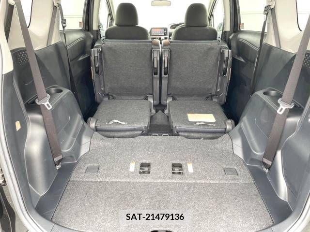 Toyota SIENTA 2016-11 353060-14