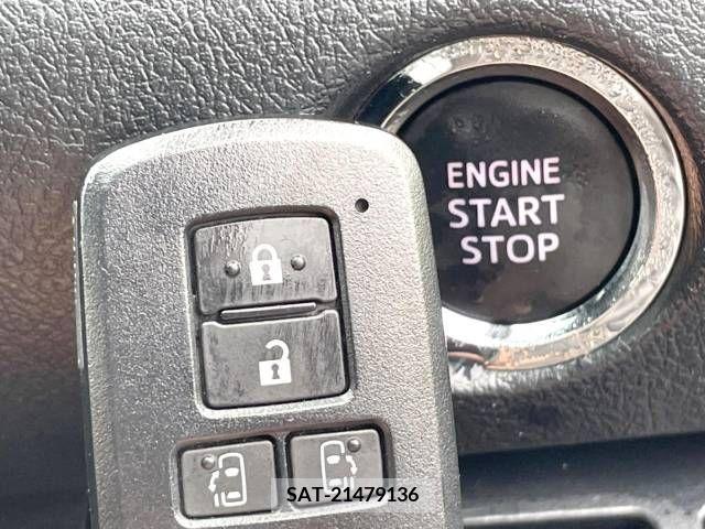Toyota SIENTA 2016-11 353060-9