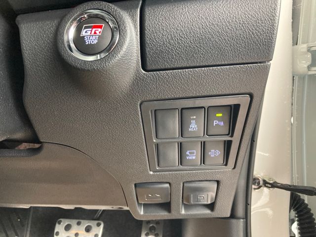 Toyota HILUX 2023-06 8353-19