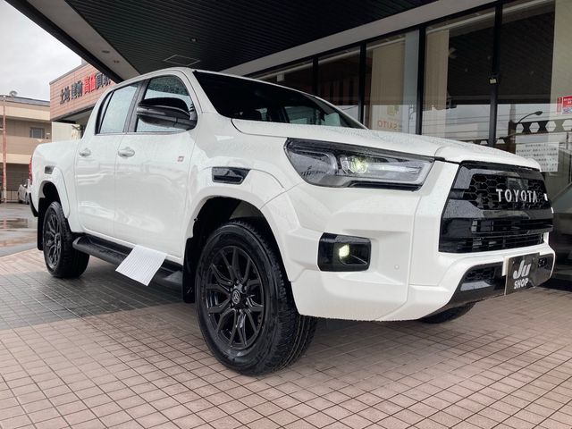 Toyota HILUX 2023-06 8353-13