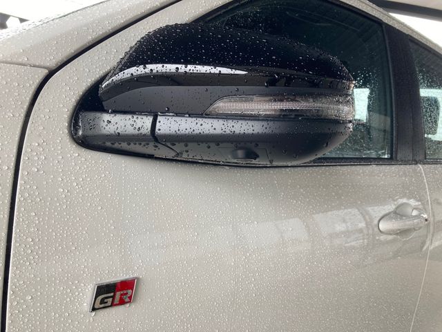 Toyota HILUX 2023-06 8353-11
