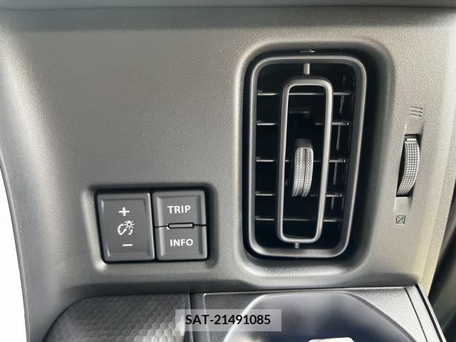 Suzuki HUSTLER 2024-04 379553-11