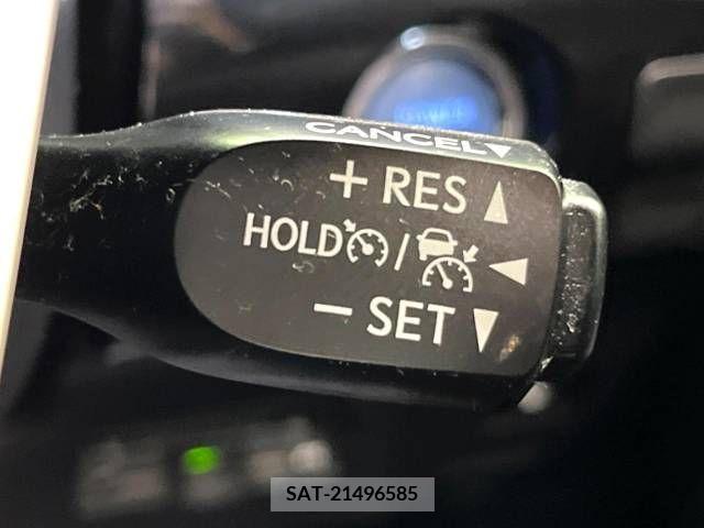 Toyota PRIUS 2016-08 393428-5