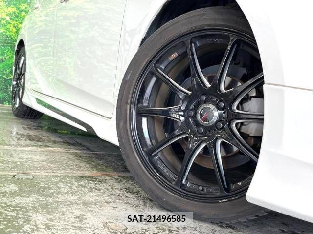 Toyota PRIUS 2016-08 393428-9