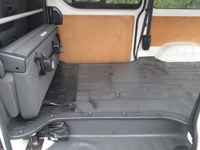 Toyota HIACE VAN 2018-08 20653-16