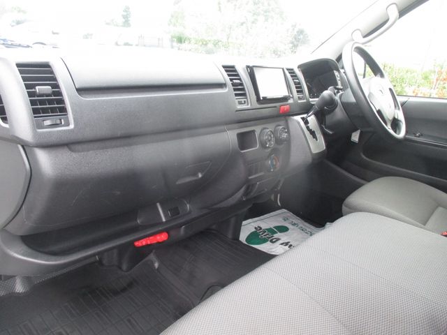 Toyota HIACE VAN 2018-08 20653-13