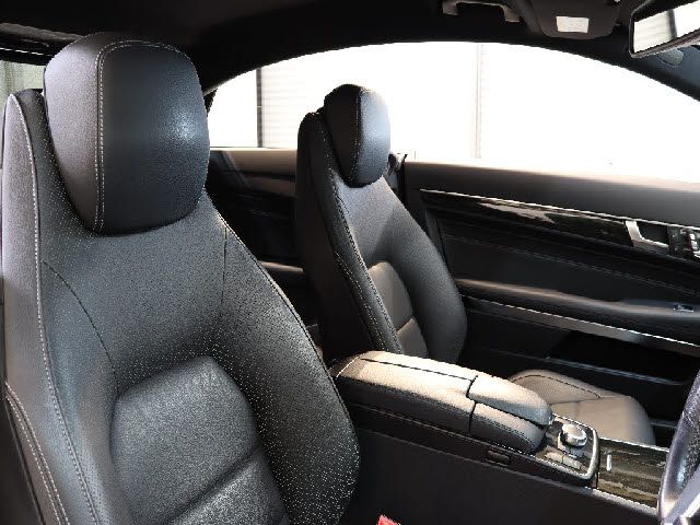 Mercedes Benz E-CLASS 2015-10 24402-13