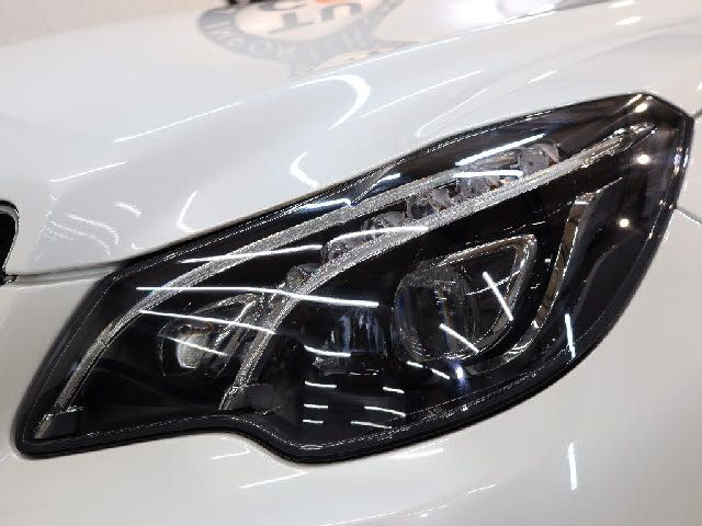 Mercedes Benz E-CLASS 2015-10 24402-18