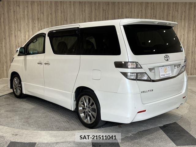 Toyota VELLFIRE 2010-11 299843-6