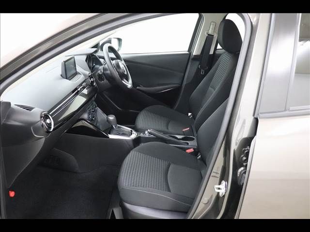Mazda DEMIO 2019-02 9591-11