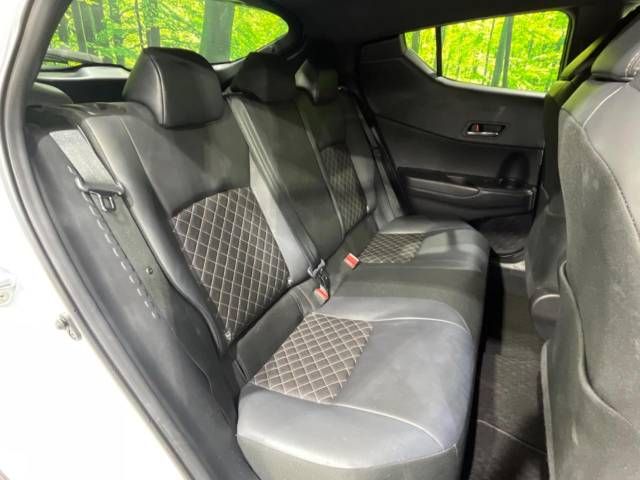Toyota C-HR 2023-06 192491-8