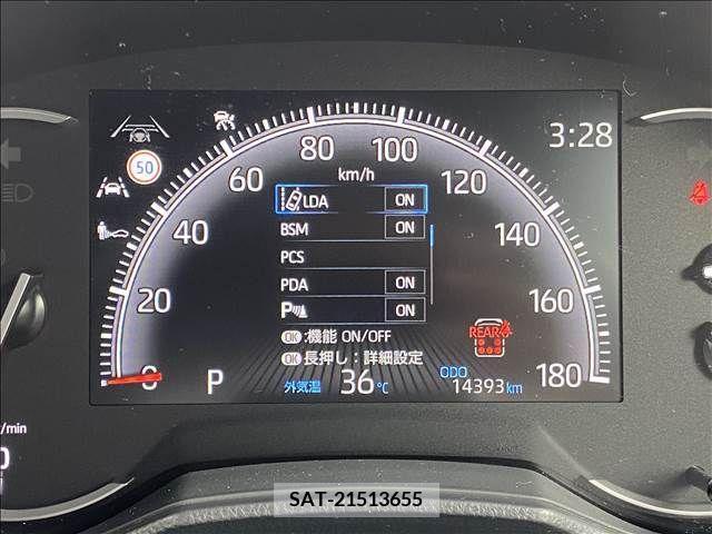 Toyota VOXY 2022-04 382918-15