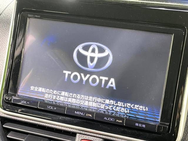 Toyota NOAH HYBRID 2015-03 27822-2
