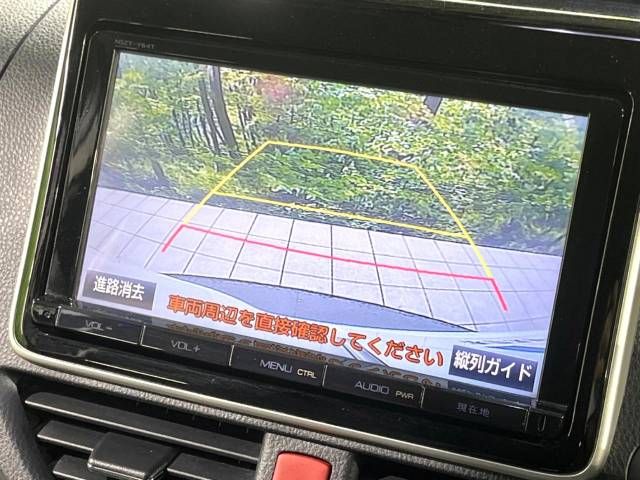 Toyota NOAH HYBRID 2015-03 27822-4