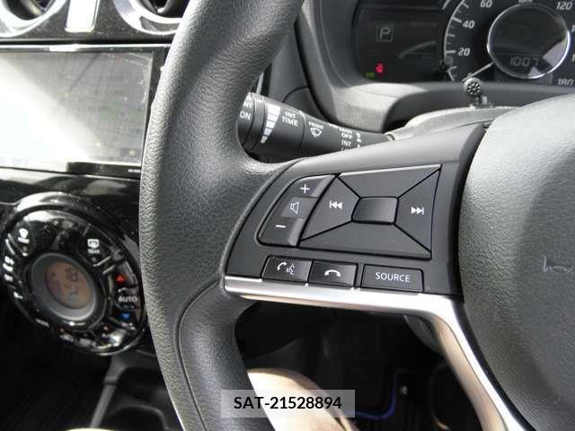 Nissan NOTE 2019-07 392890-15
