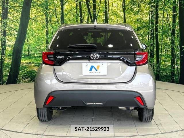 Toyota YARIS 2020-10 290794-15