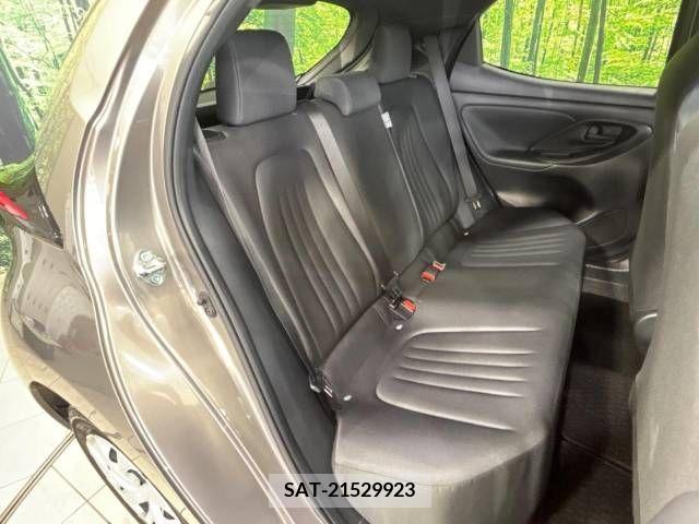 Toyota YARIS 2020-10 290794-9
