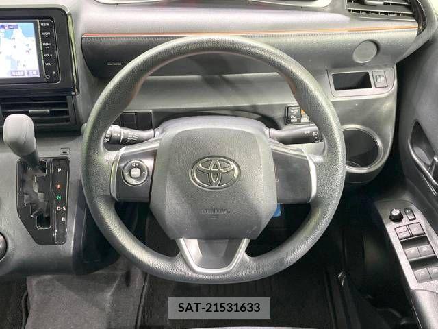 Toyota SIENTA 2016-03 339518-12