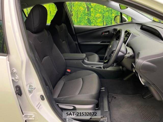 Toyota PRIUS 2019-07 366399-8