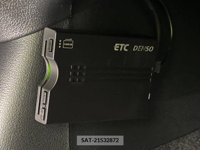 Toyota PRIUS 2019-07 366399-5