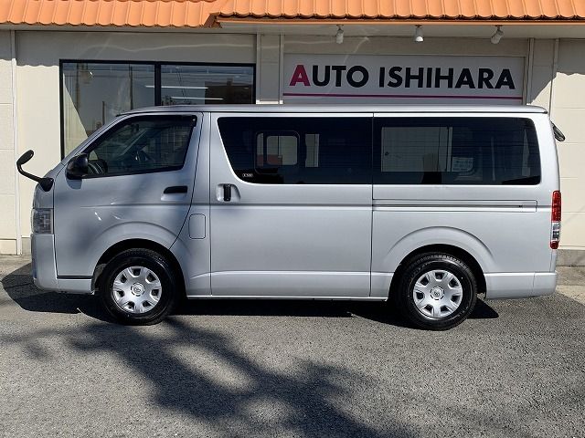Toyota HIACE VAN 2017-01 19690-2