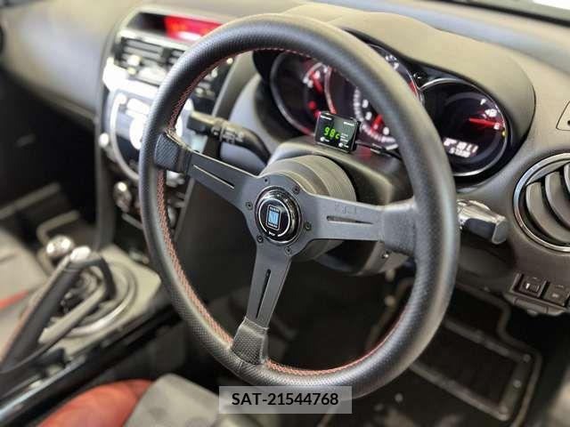 Mazda RX-8 2012-02 216110-6
