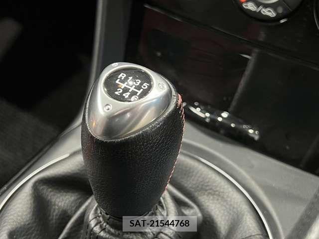 Mazda RX-8 2012-02 216110-4