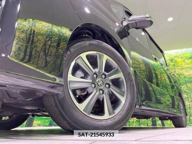 Toyota VOXY 2019-04 337933-14