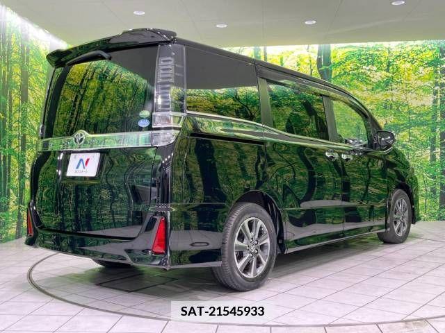 Toyota VOXY 2019-04 337933-18