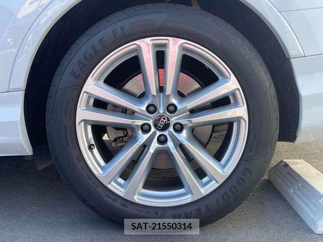 Audi Q7 2021-07 212279-9