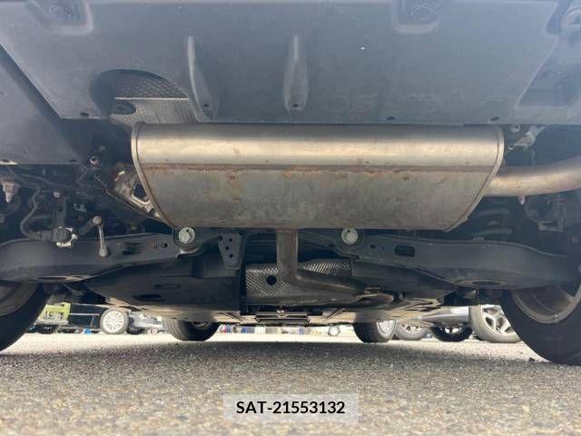 Toyota PRIUS 2017-09 241475-19
