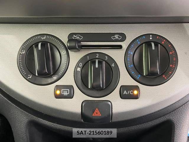 Nissan NOTE 2010-03 302277-6