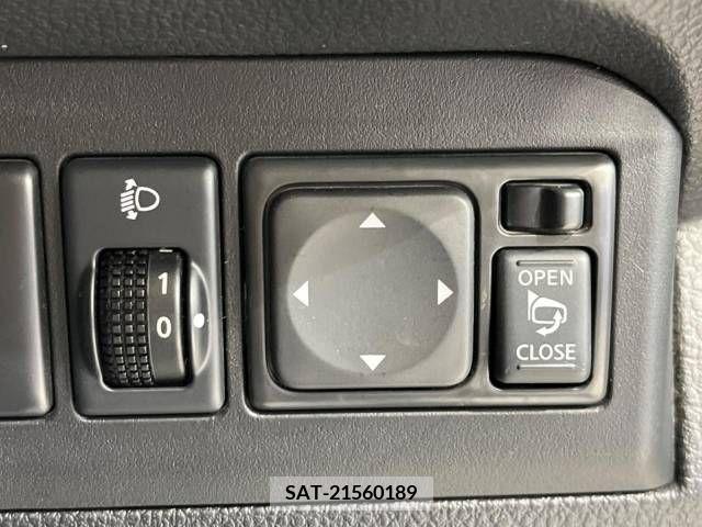 Nissan NOTE 2010-03 302277-4