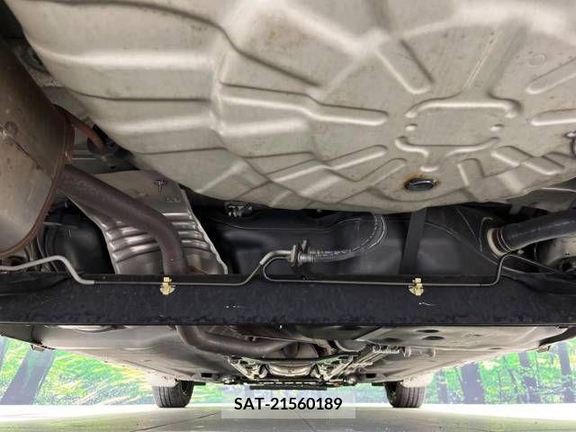 Nissan NOTE 2010-03 302277-19