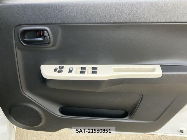 Suzuki ALTO 2019-02 305100-12