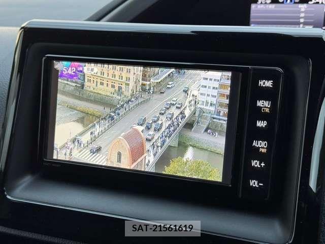 Toyota VOXY 2018-11 230342-8