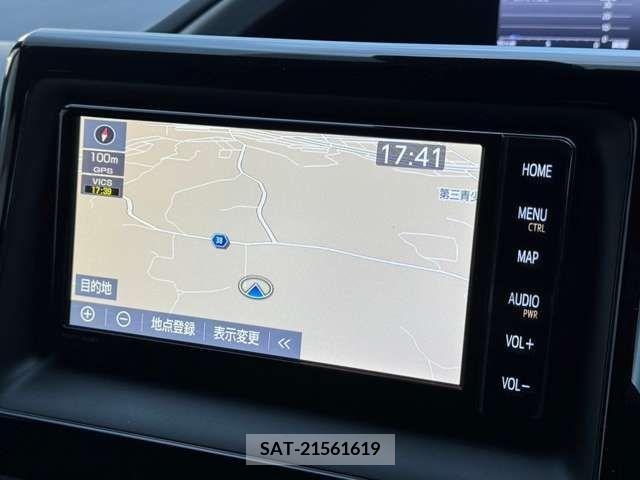 Toyota VOXY 2018-11 230342-7
