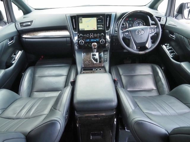 Toyota ALPHARD HYBRID 2020-02 15911-10