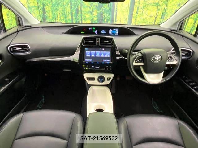 Toyota PRIUS 2017-03 326502-1